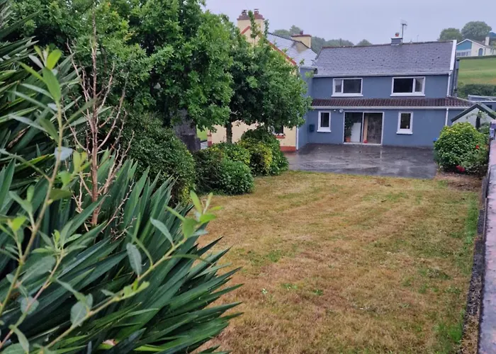 West End Waterfront 別荘 *